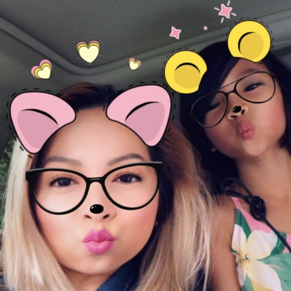 Meet your posher! - Picture 1 of 2